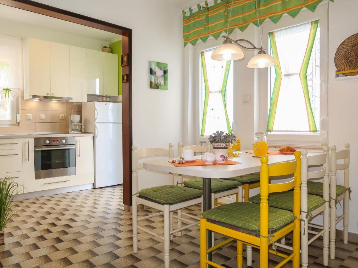 Apartment Rea - Ckv110 By Interhome Цриквениця Екстер'єр фото